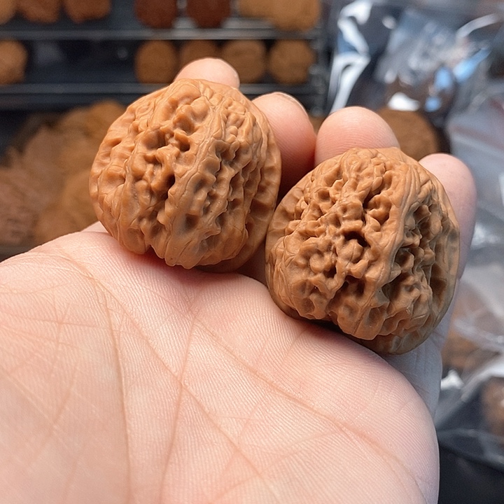 文玩核桃方金蟾39-197