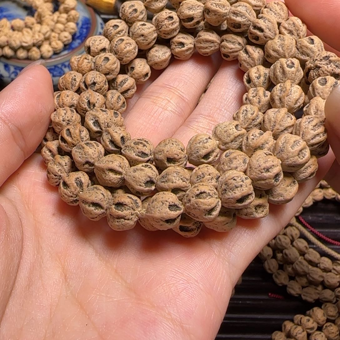 柏香籽/百香籽吊坠H**i