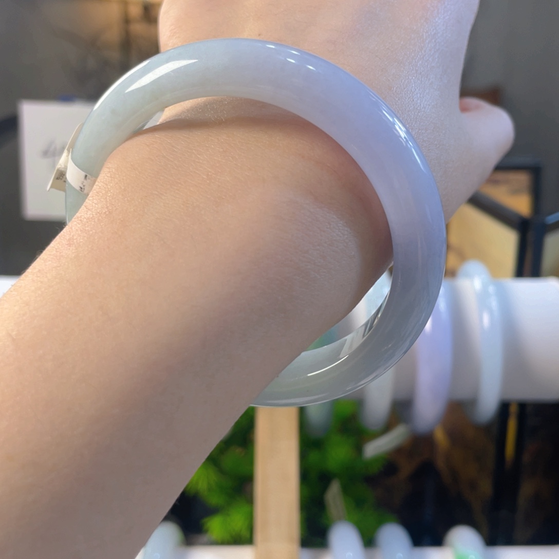 翡翠未镶嵌手镯缅甸翡翠10