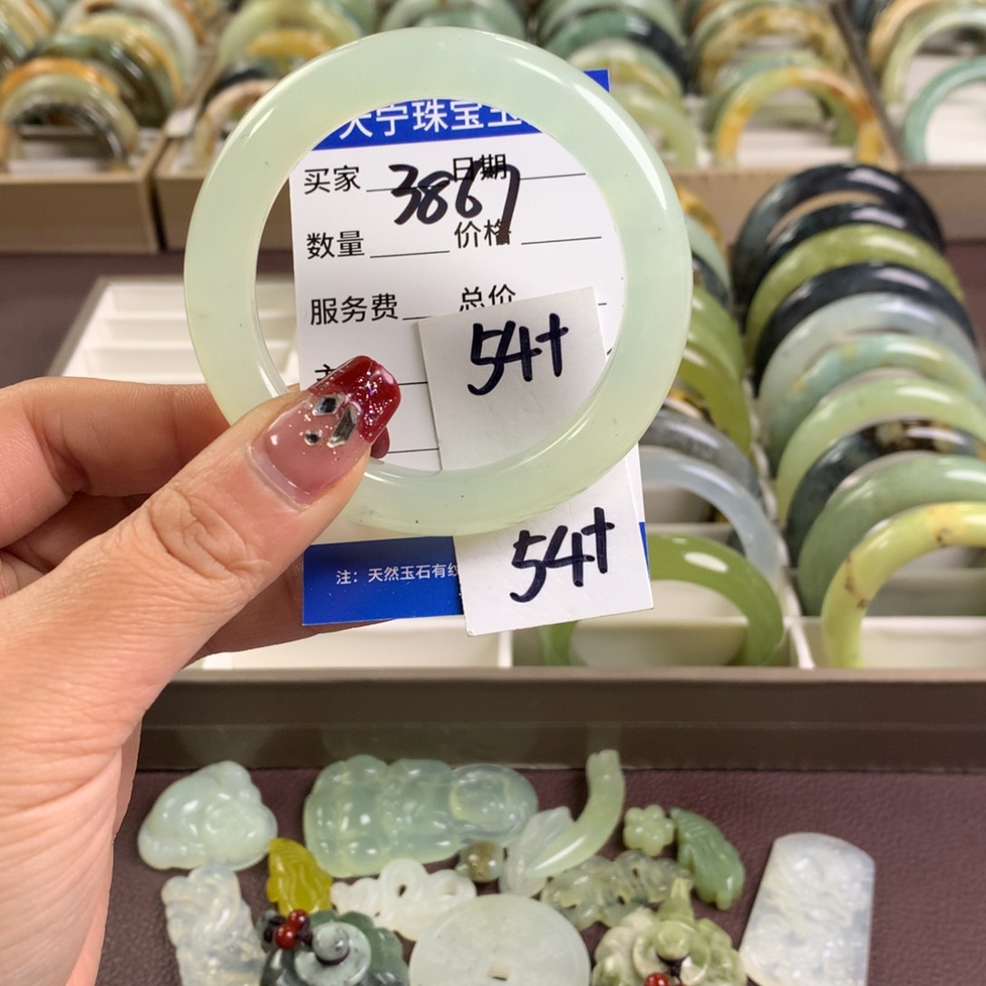 蛇纹石玉颈饰未镶嵌38867