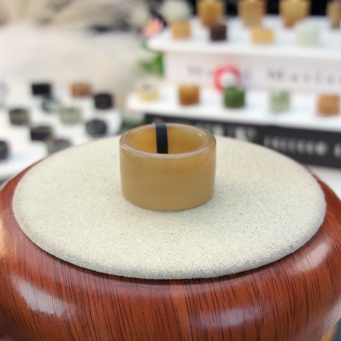 和田玉未镶嵌戒指i112奶茶糖圆切17.2mm