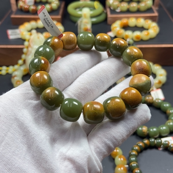 透闪石质玉未镶嵌手链