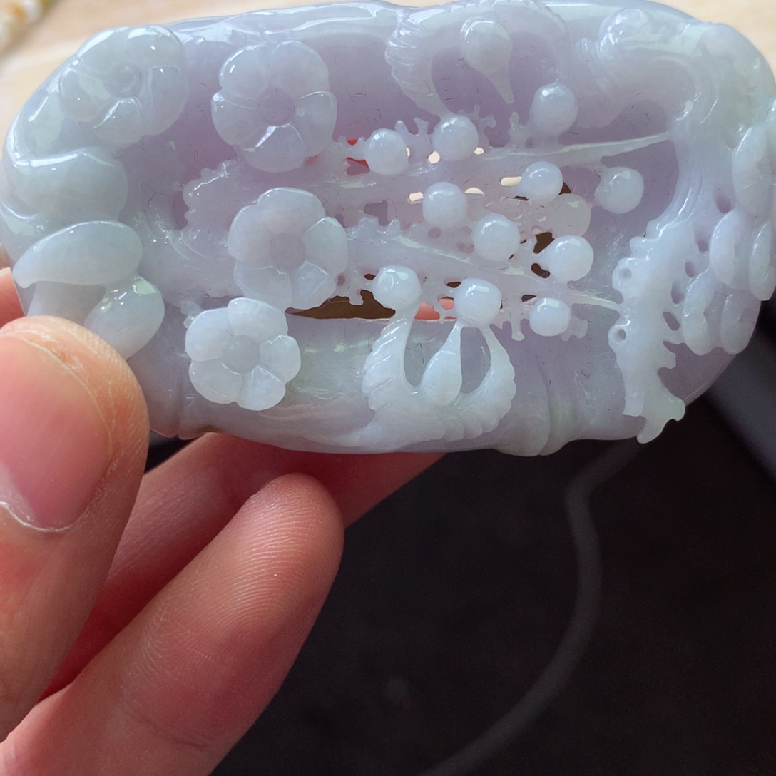 翡翠颈饰未镶嵌吊坠