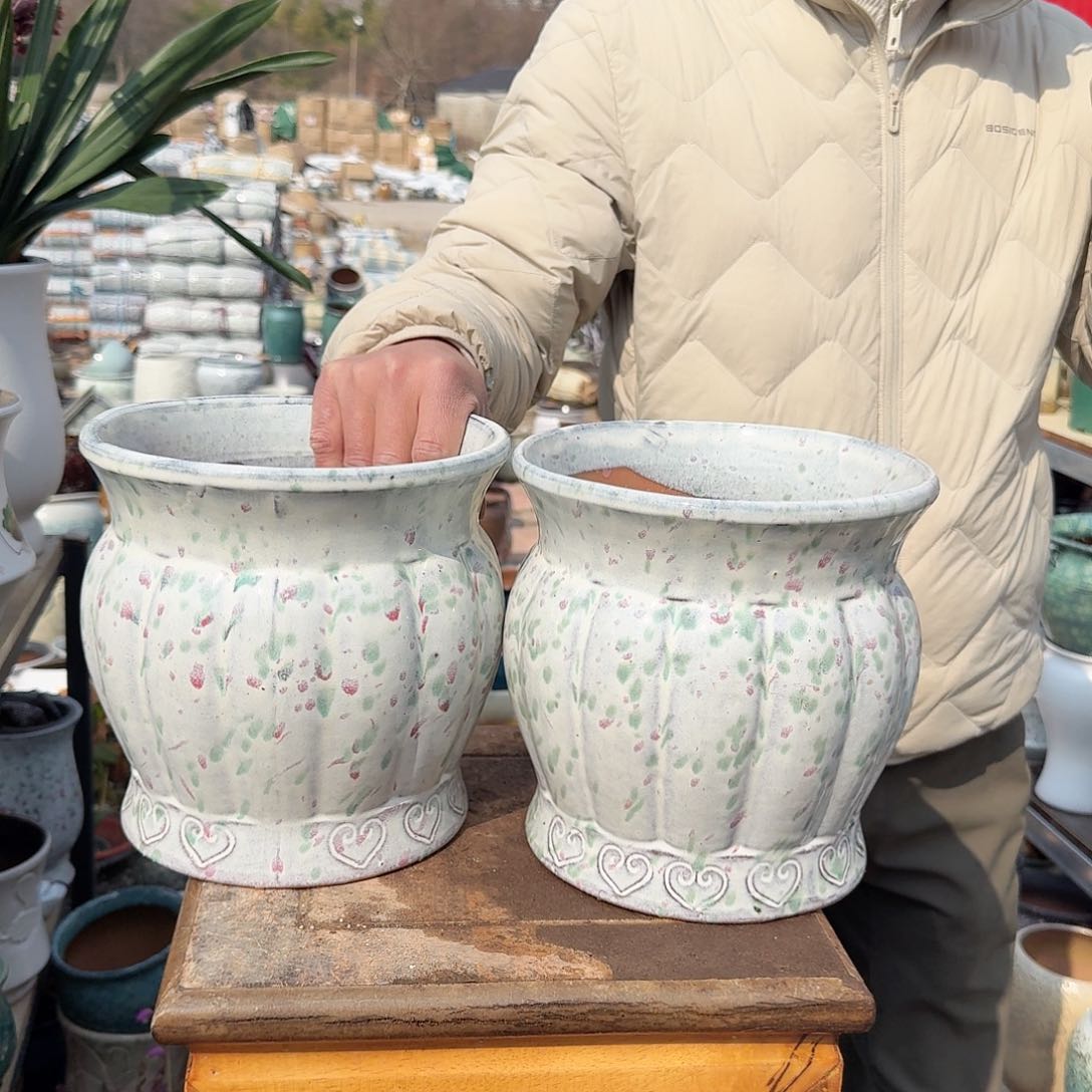 紫砂花盆口20高20（南瓜白色彩色