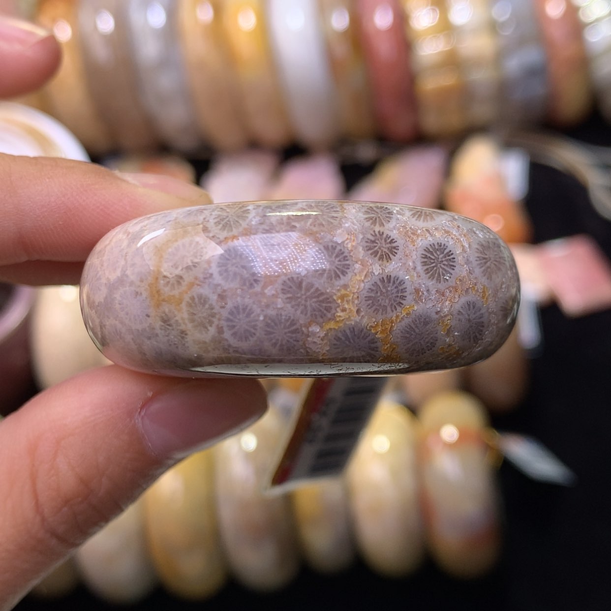 【闪购商品】硅化珊瑚（珊瑚玉）手链未镶嵌紫彩满花色面包平安扣