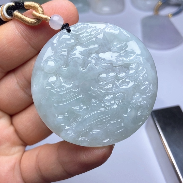 翡翠未镶嵌颈饰翡翠