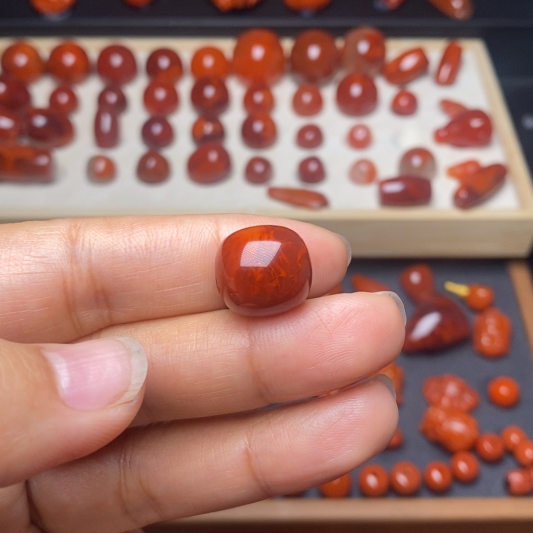 南红玛瑙配饰未镶嵌原矿火焰纹枣珠卡13.2