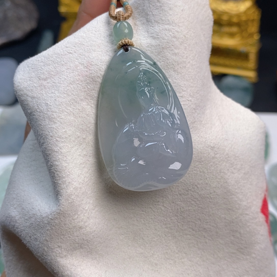 翡翠颈饰未镶嵌天然缅甸翡翠普贤菩萨