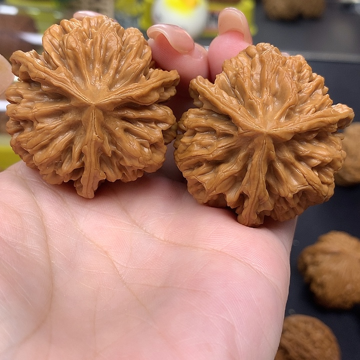 吊坠文玩核桃开****ㅤ43三棱