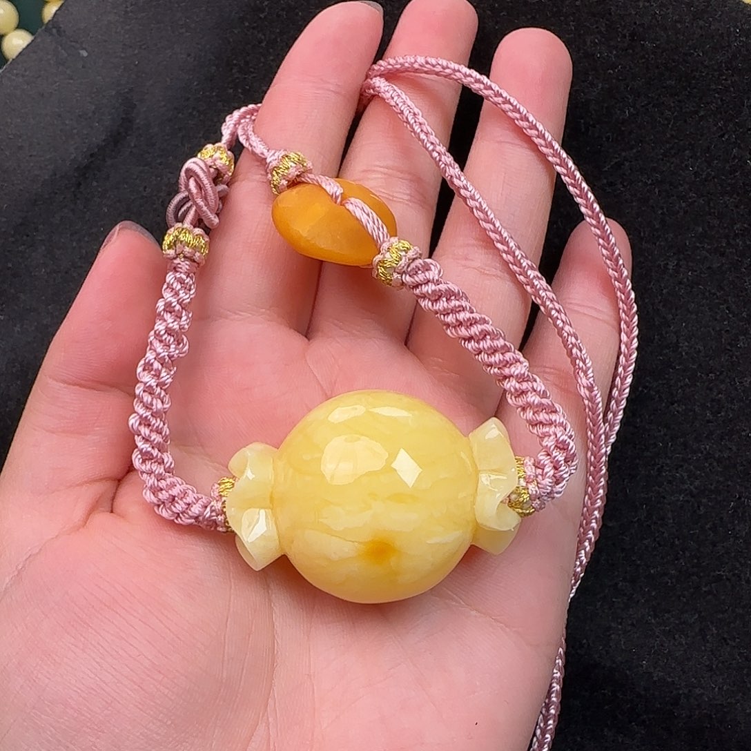 蜜蜡未镶嵌珠宝奇石