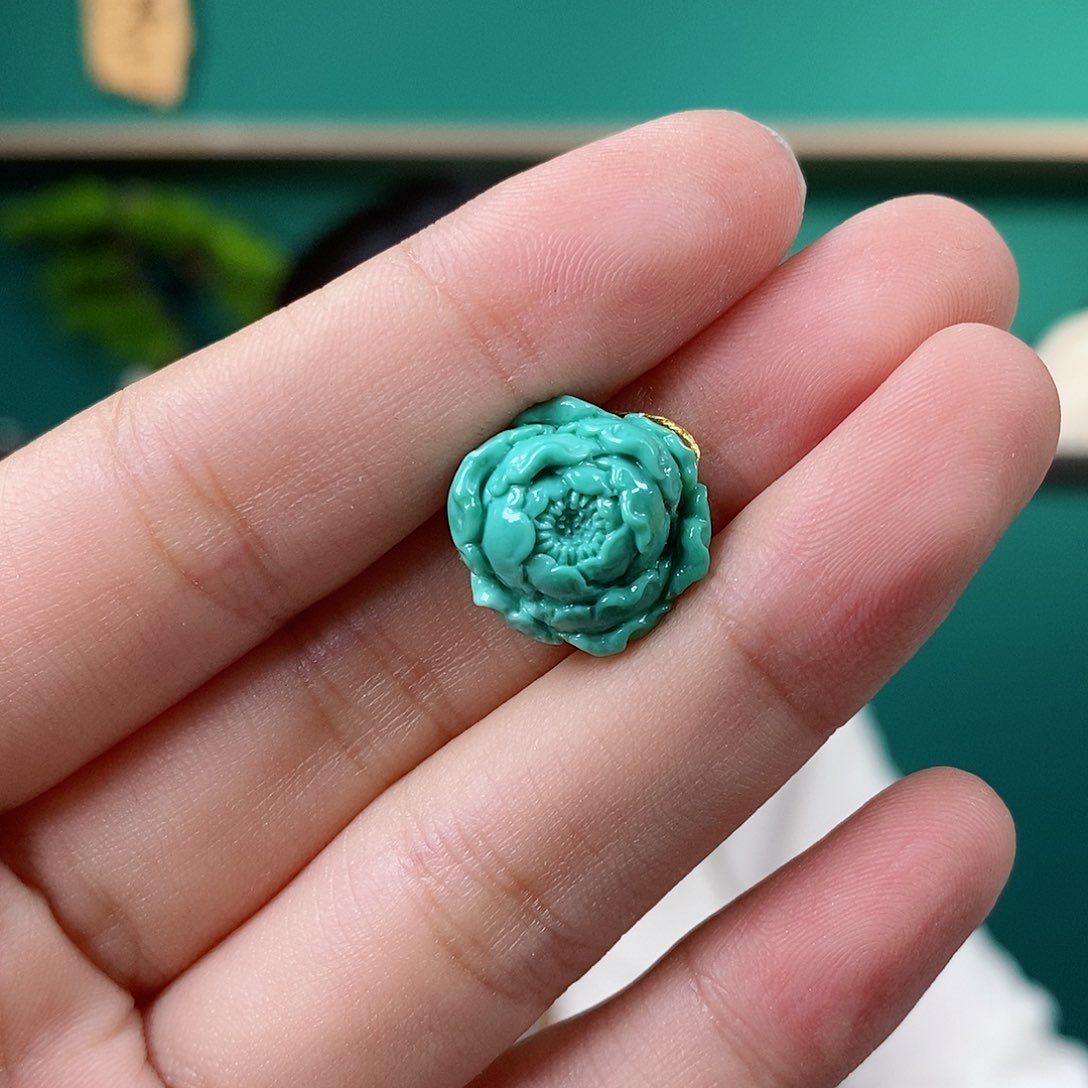 未镶嵌绿松石珠宝奇石