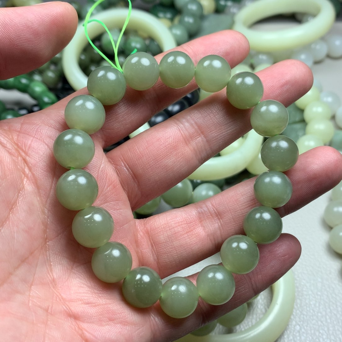 和田玉手链未镶嵌