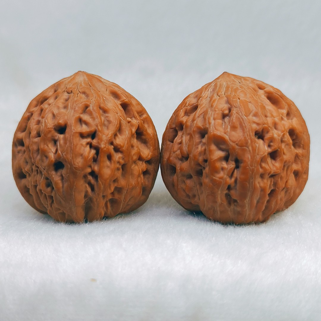 涞水文玩麻核桃铁锤妹妹练手盘玩收藏佳品