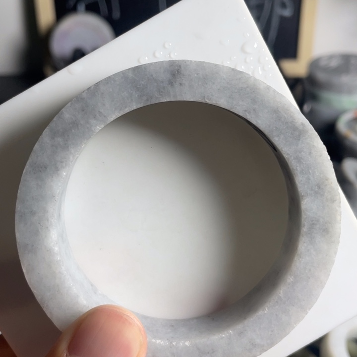 定制翡翠未镶嵌水墨乌鸡