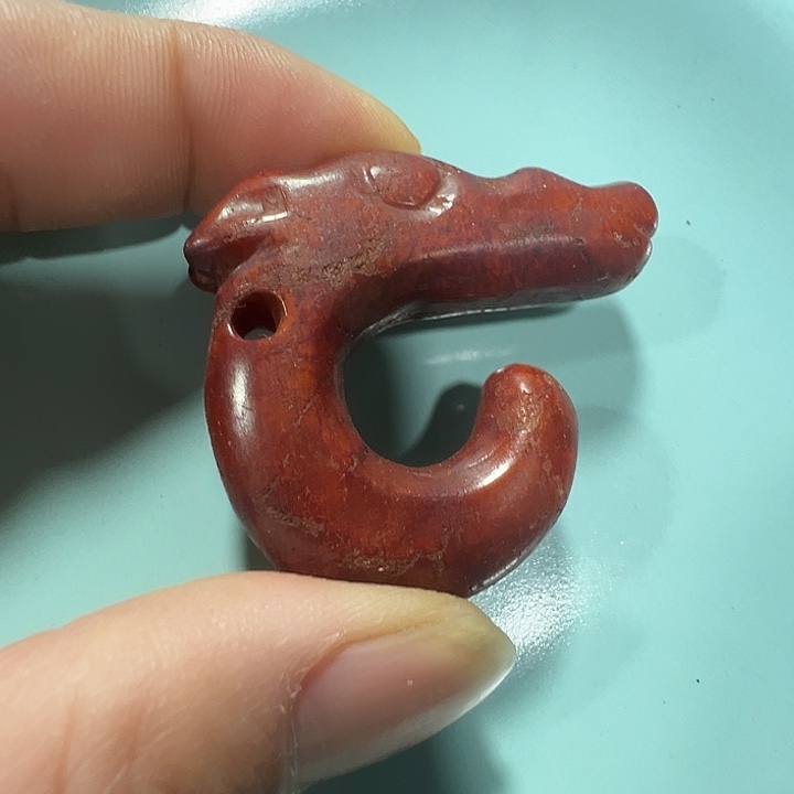 透闪石质玉未镶嵌挂件