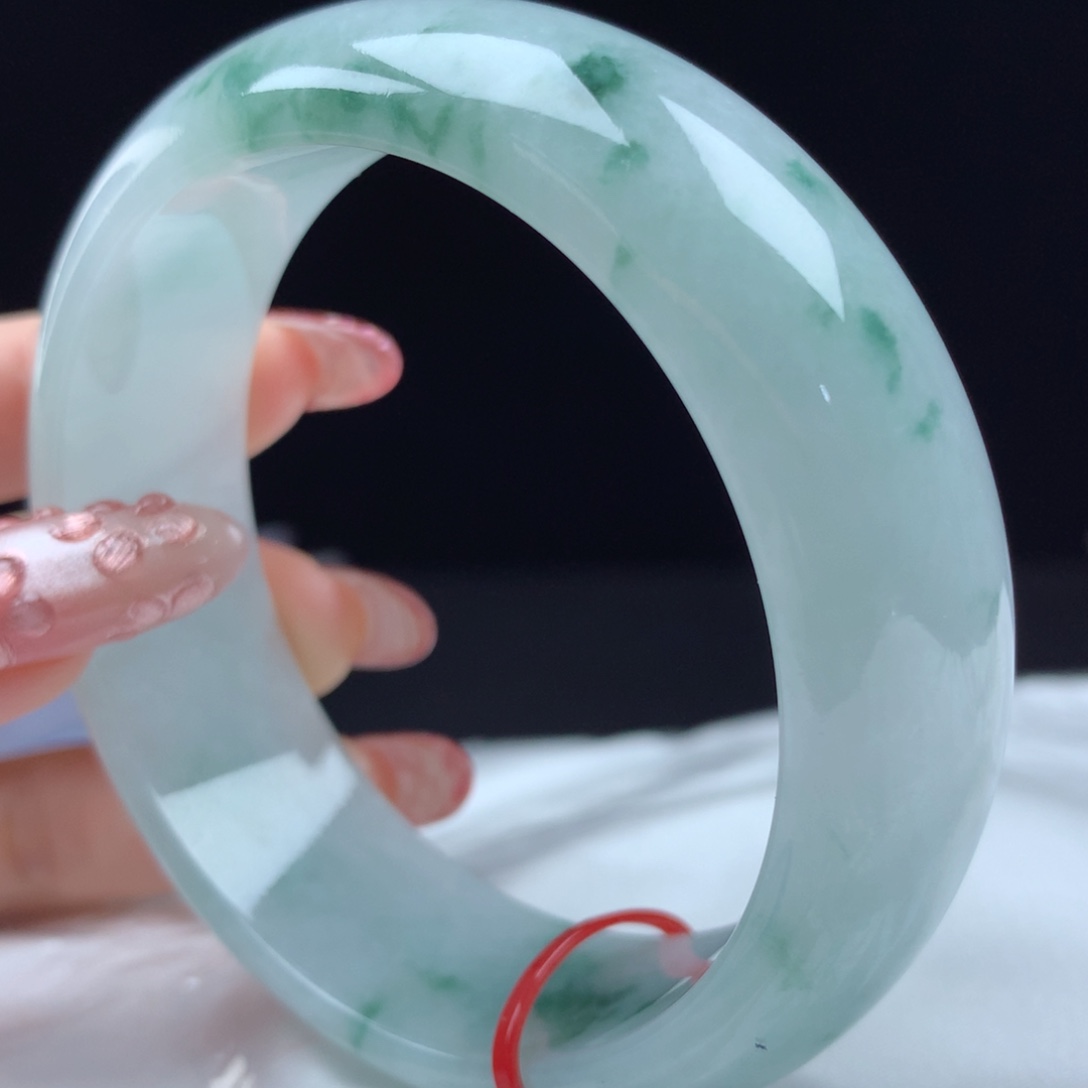 未镶嵌手镯翡翠96845，