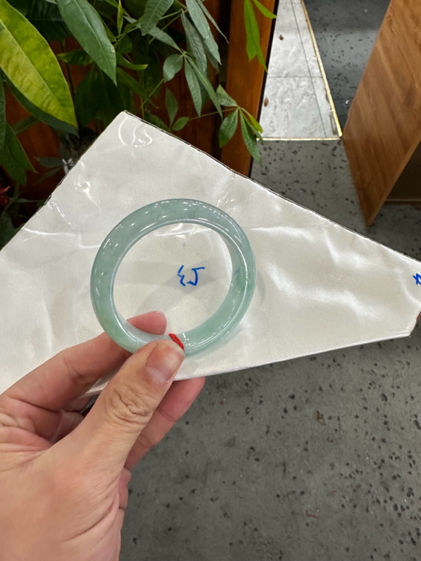 翡翠手镯正圈53圈口