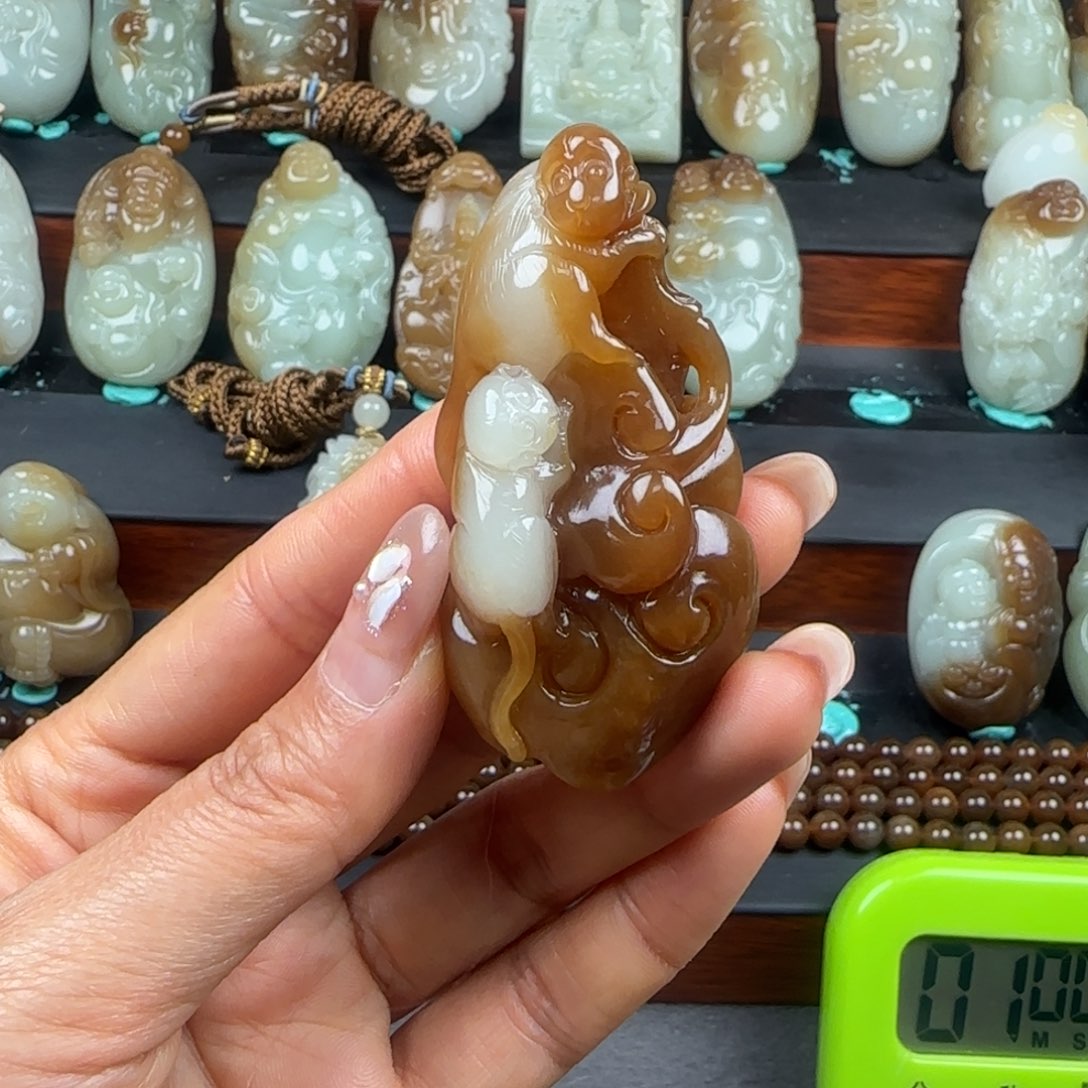 和田玉挂件未镶嵌众**合