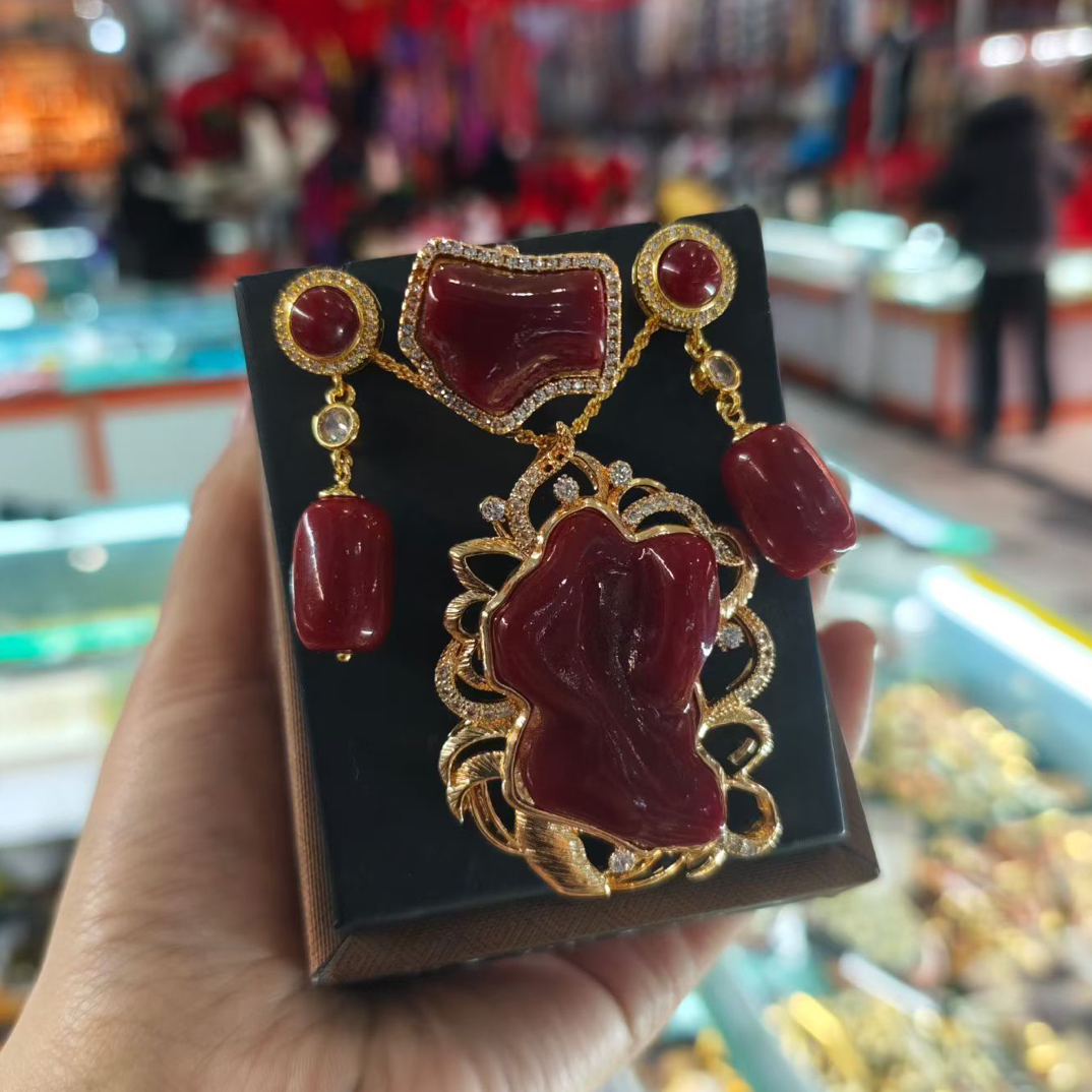 合金亚克力项链 新款项链耳环戒指一套红色