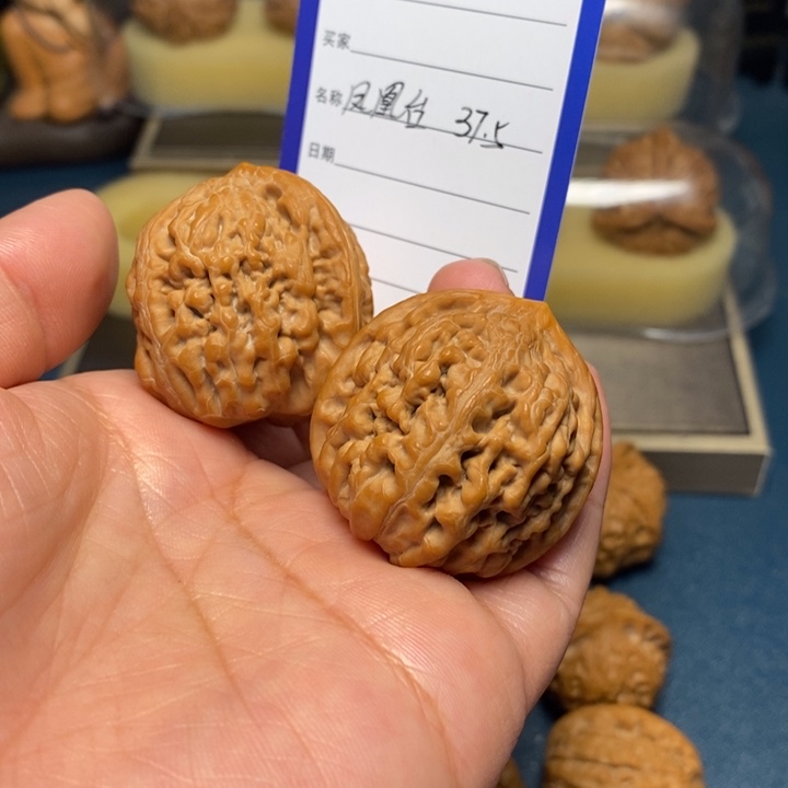 【闪购商品】文玩核桃把件严**你凤凰台