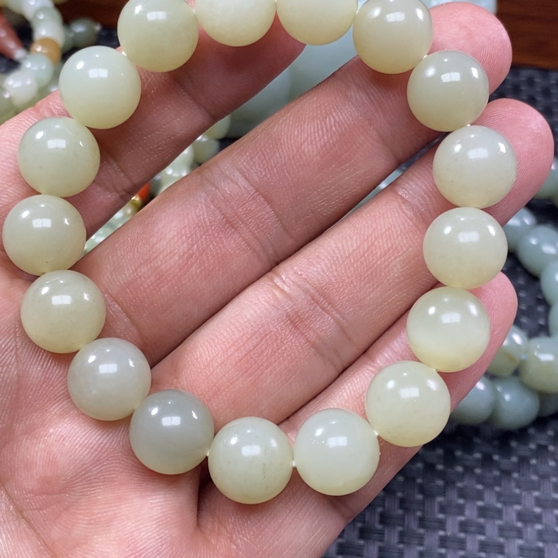 和田玉手链未镶嵌