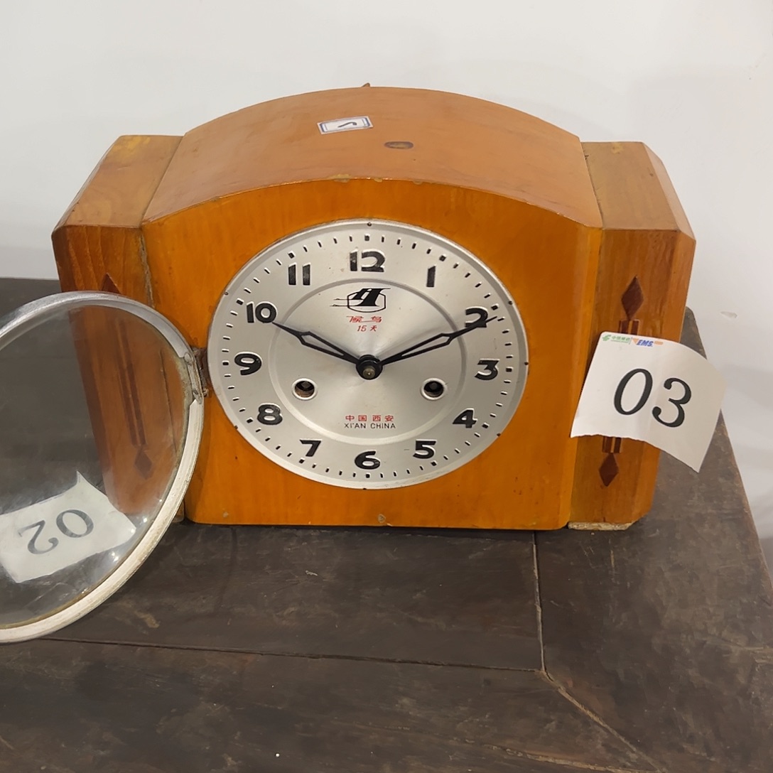 用***2老民俗物件元宝钟摆件