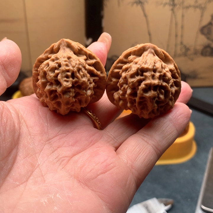 文玩核桃吊坠鱼鳞纹马蹄