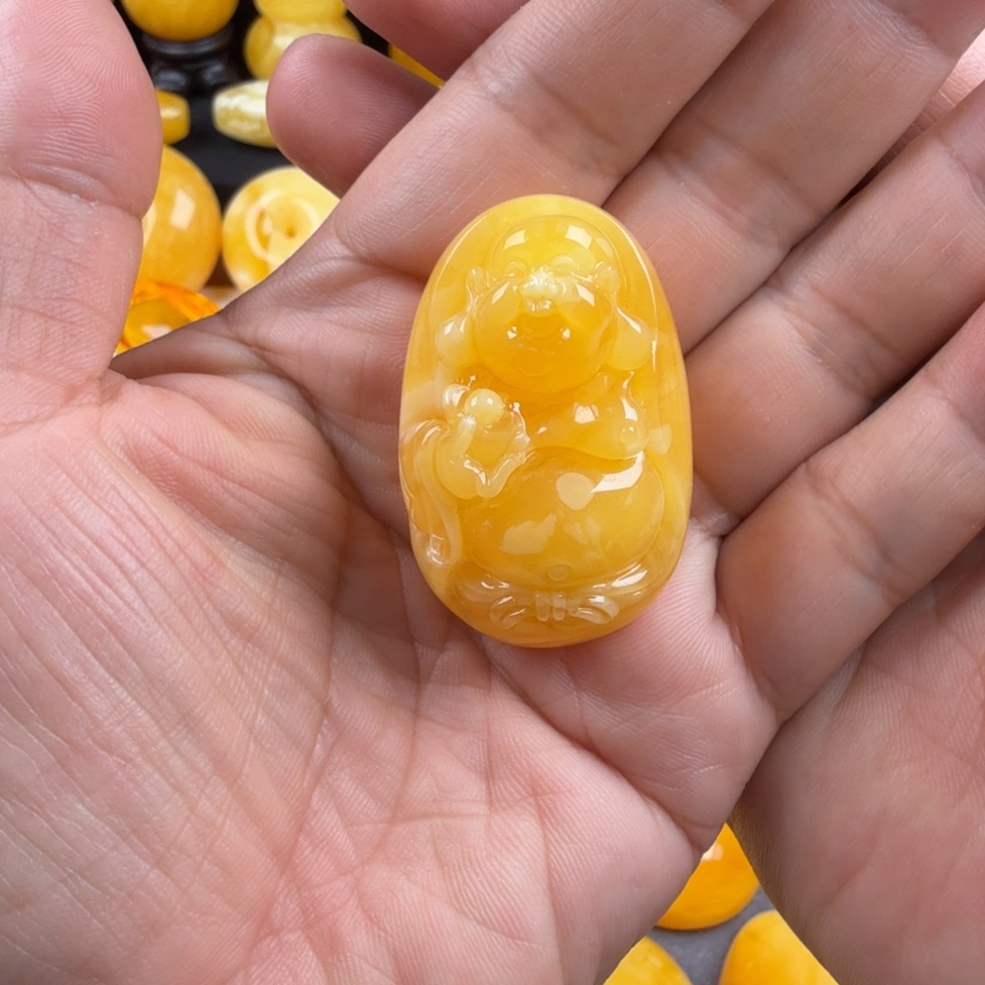 琥珀未镶嵌颈饰纯天然琥珀蜜蜡