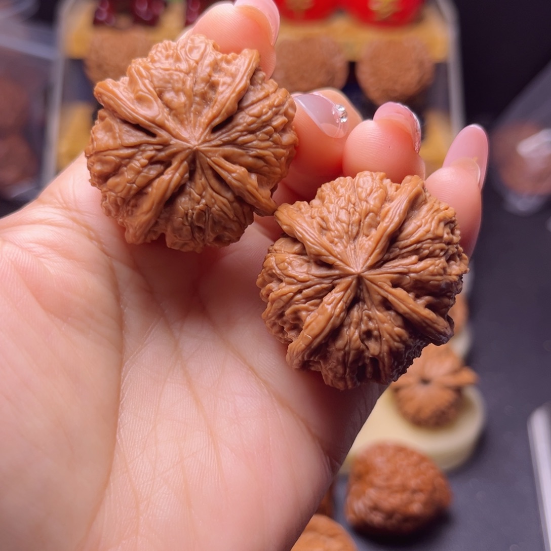 一***座吊坠文玩核桃雨花石四棱