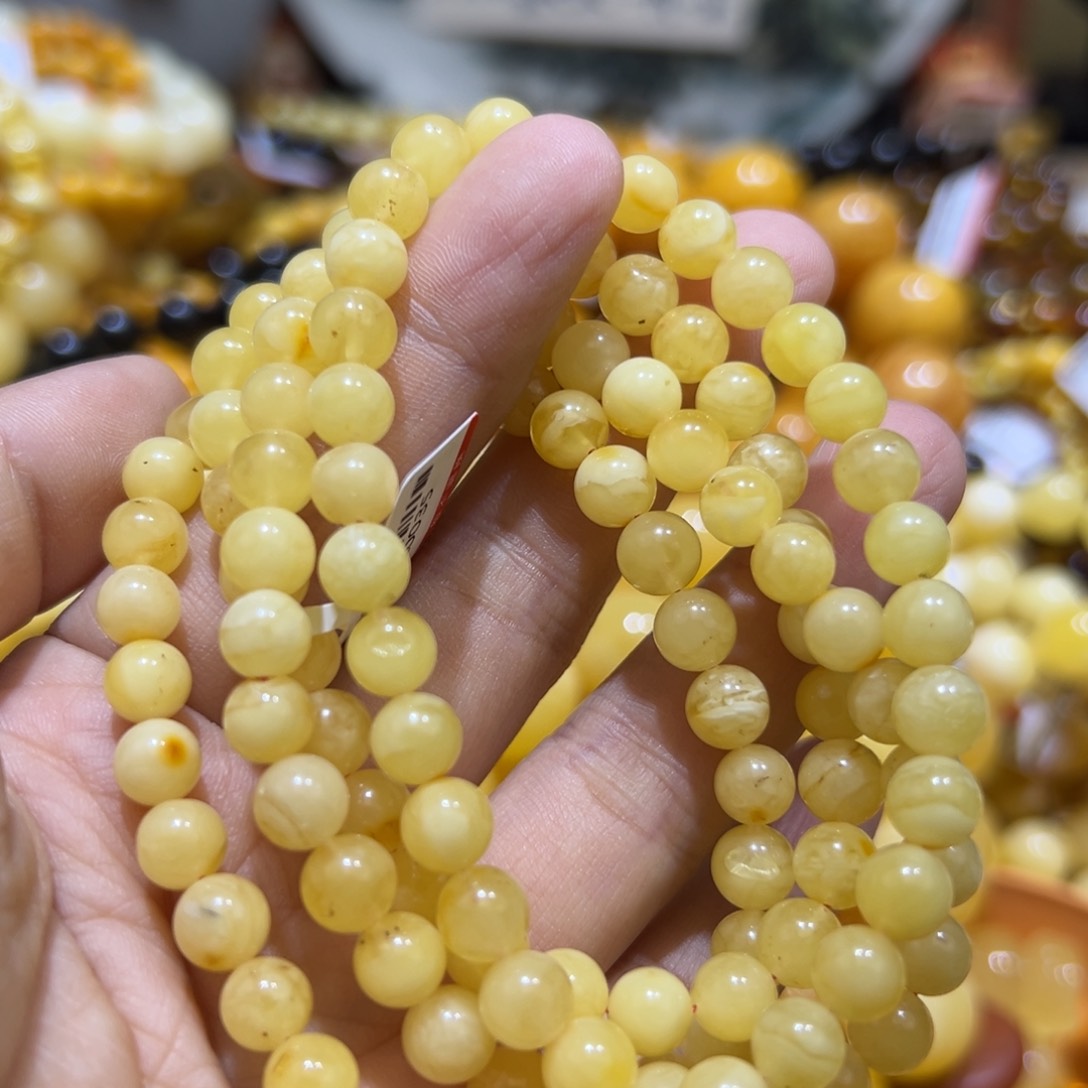 琥珀珠宝奇石未镶嵌