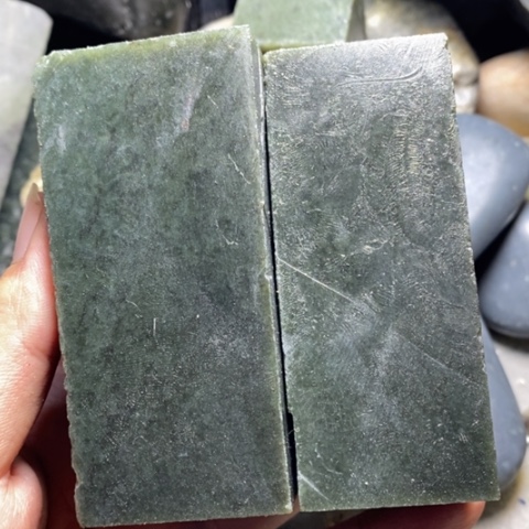 未镶嵌和田玉（糖玉）挂件