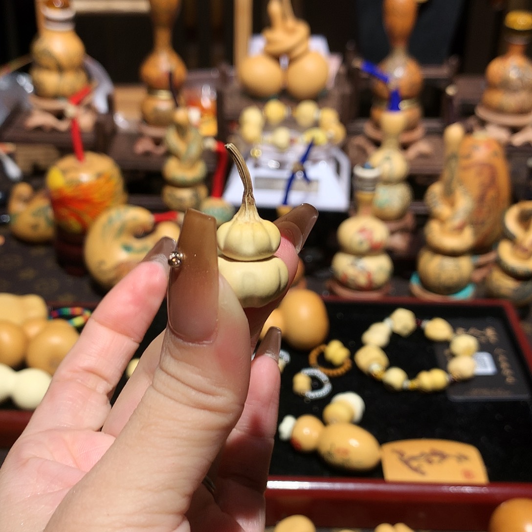 呆***丁大叶紫檀（黑酸枝木类）