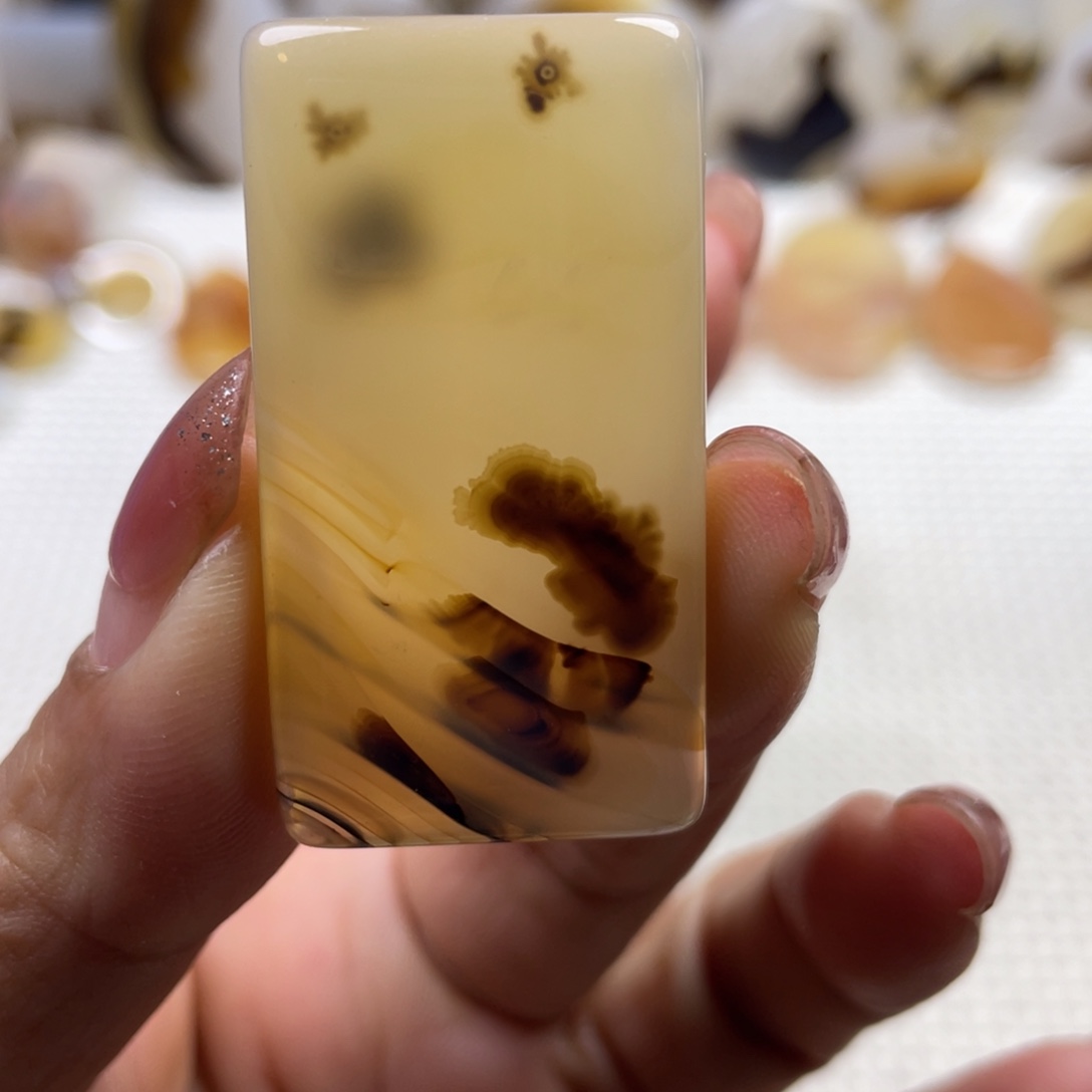 玛瑙/玉髓未镶嵌颈饰