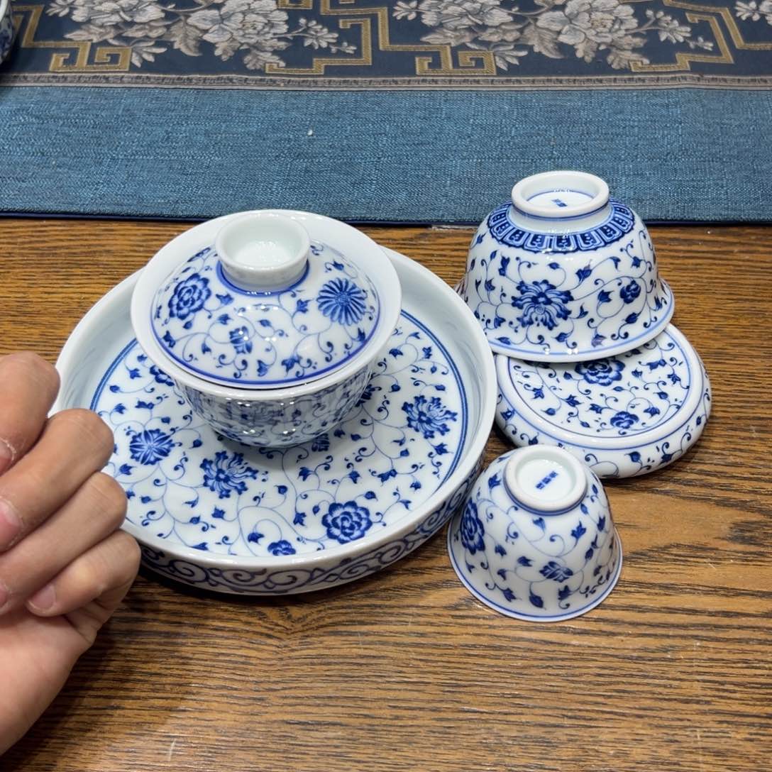 景德镇瓷器艺术研究发展研究