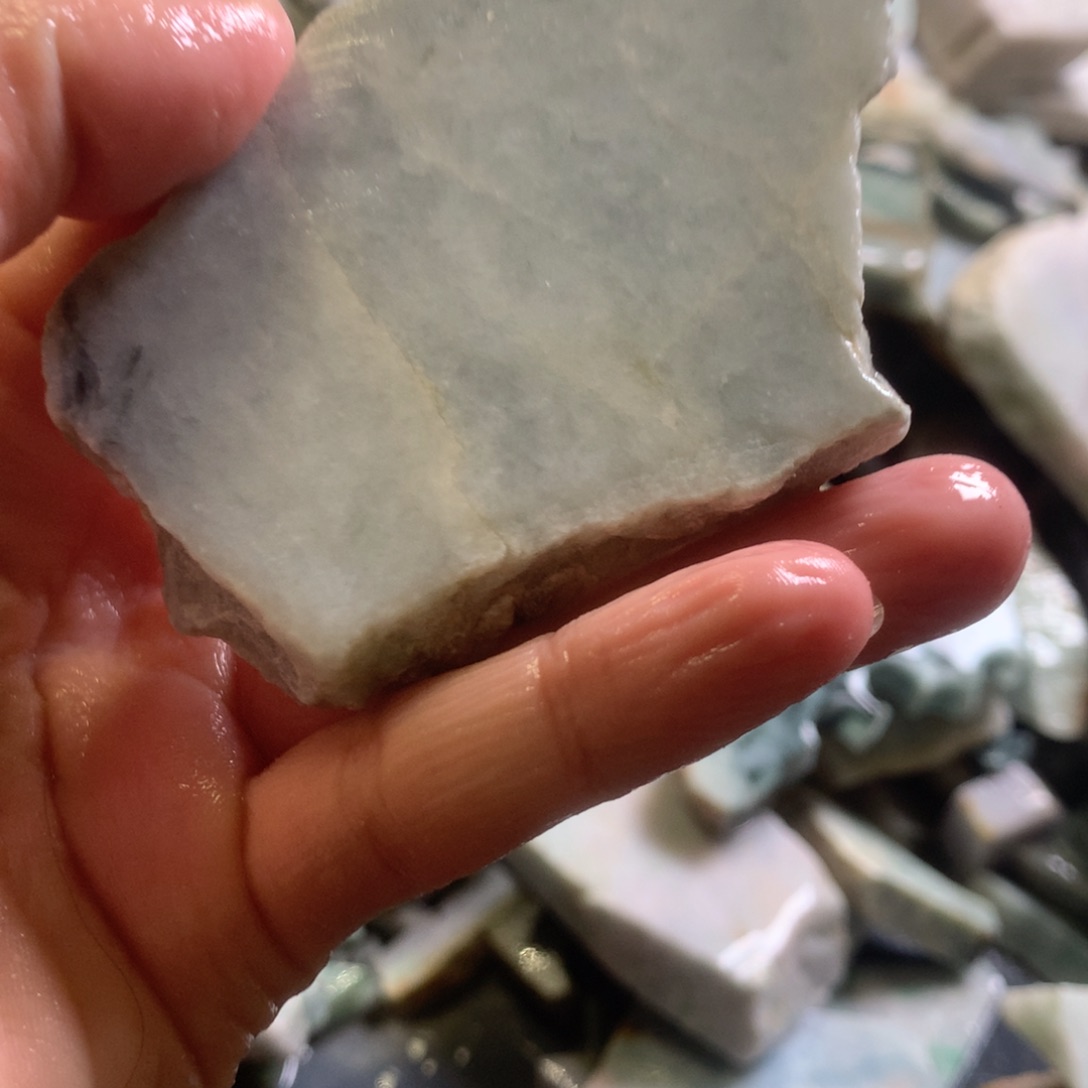 翡翠颈饰未镶嵌缅甸翡翠