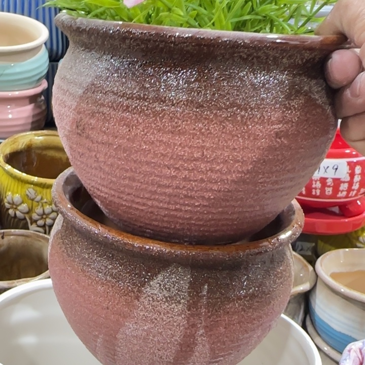 凑9块包邮，有孔，陶瓷花盆