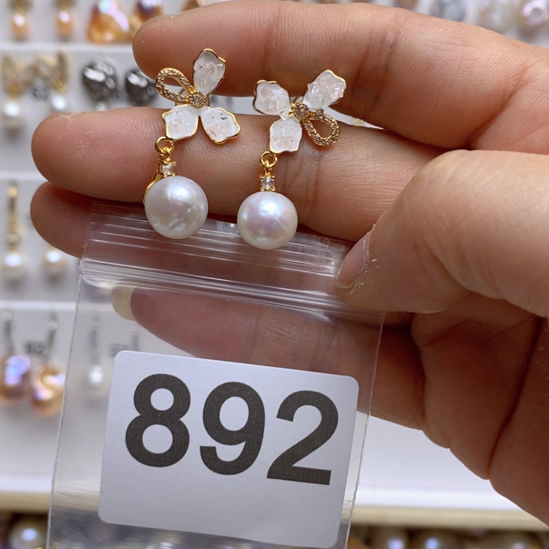 淡水珍珠颈饰银S925镶嵌892