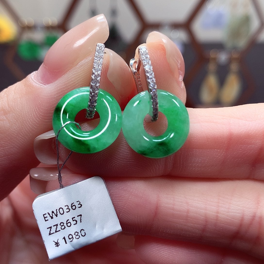 翡翠耳饰银S925镶嵌天然翡翠