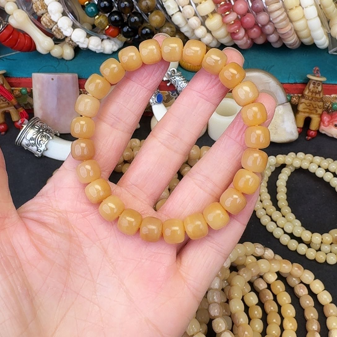 牛骨其他马骨9*8老型手串