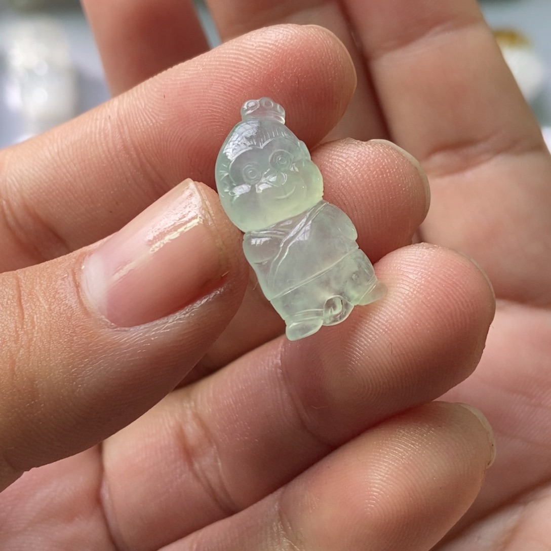 定制翡翠未镶嵌猴子