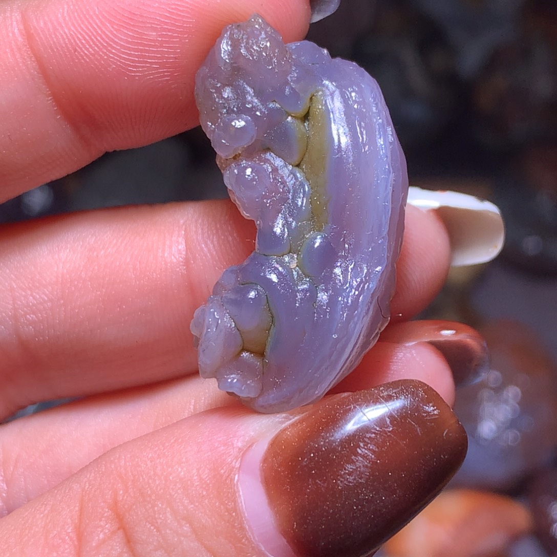 石材紫筋脉。。。。。。。。