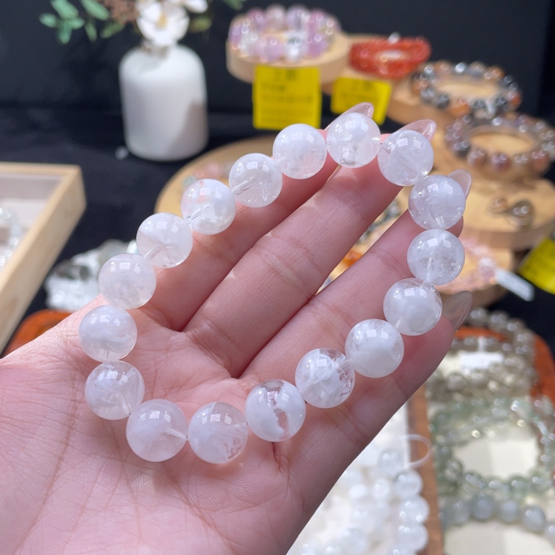 水晶手串未镶嵌氵*羊雪花幽灵