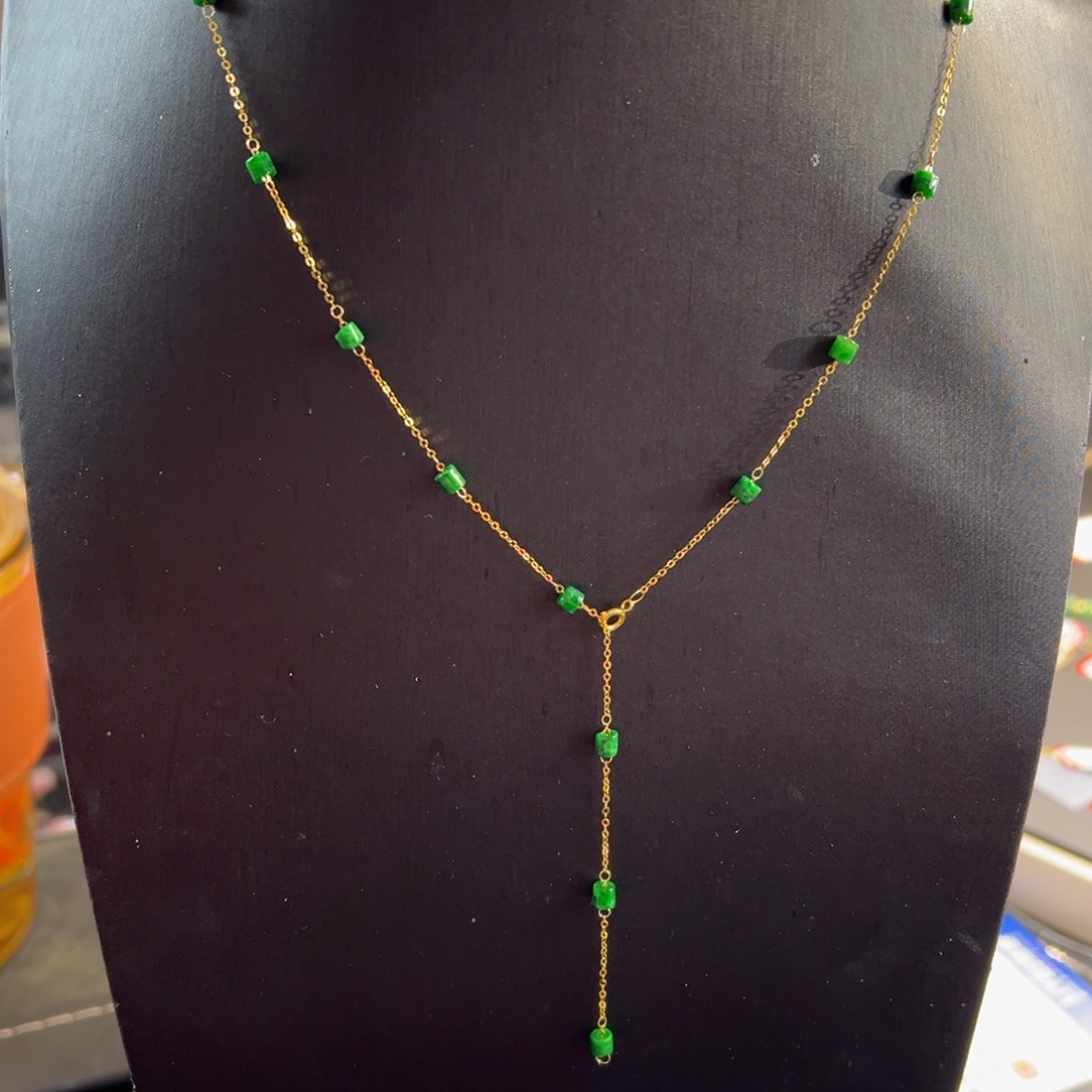 翡翠耳饰18K金镶嵌满天星