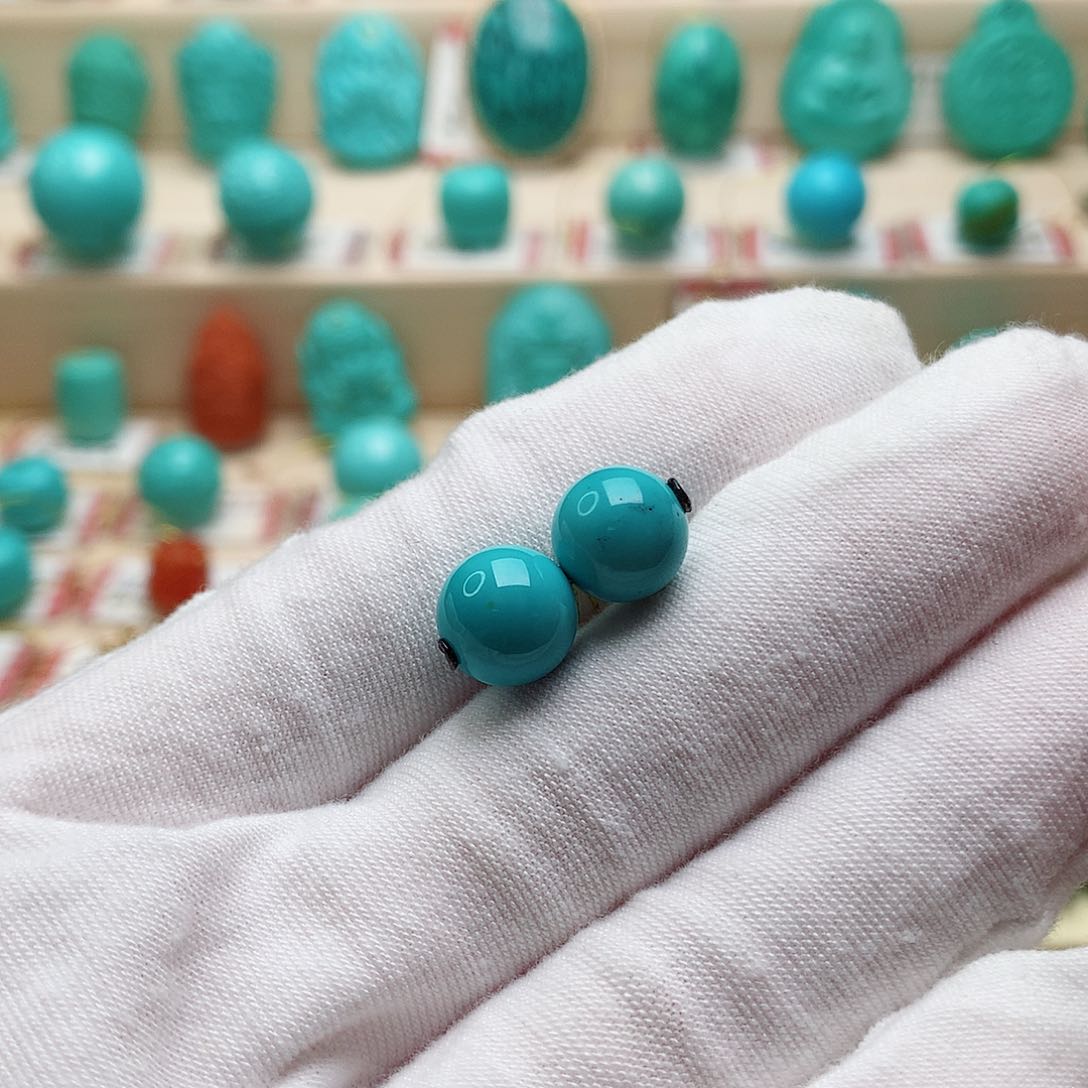 绿松石配饰未镶嵌赫*