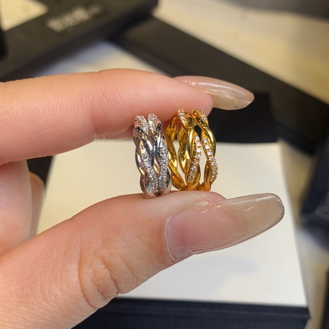 钻石耳饰18K金镶嵌麻花款小O型耳扣 多样性一对发货