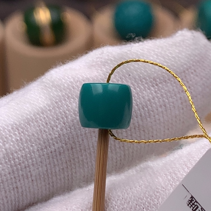 绿松石车挂未镶嵌滕**腾