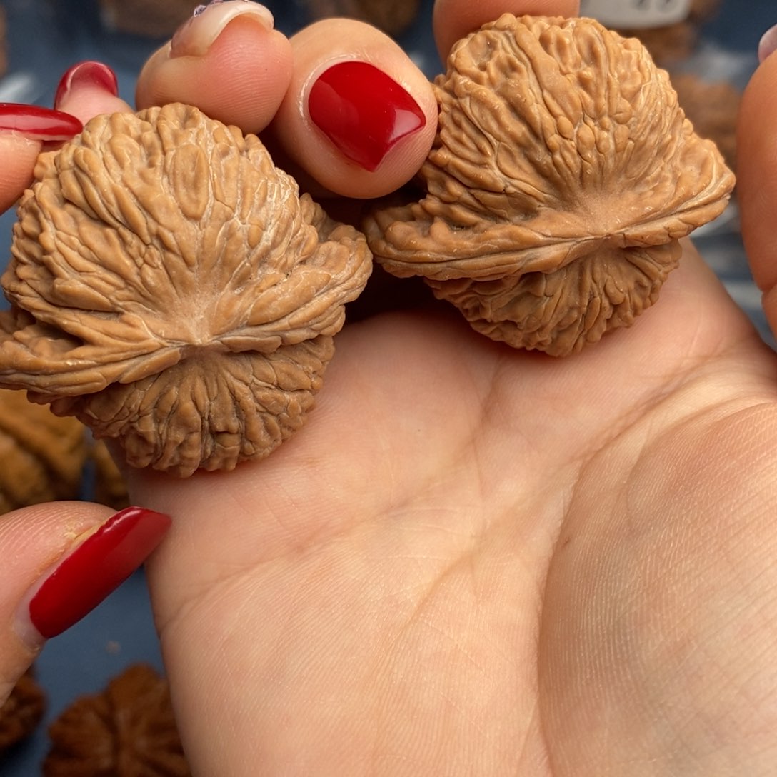 文玩核桃把件多*四座楼083