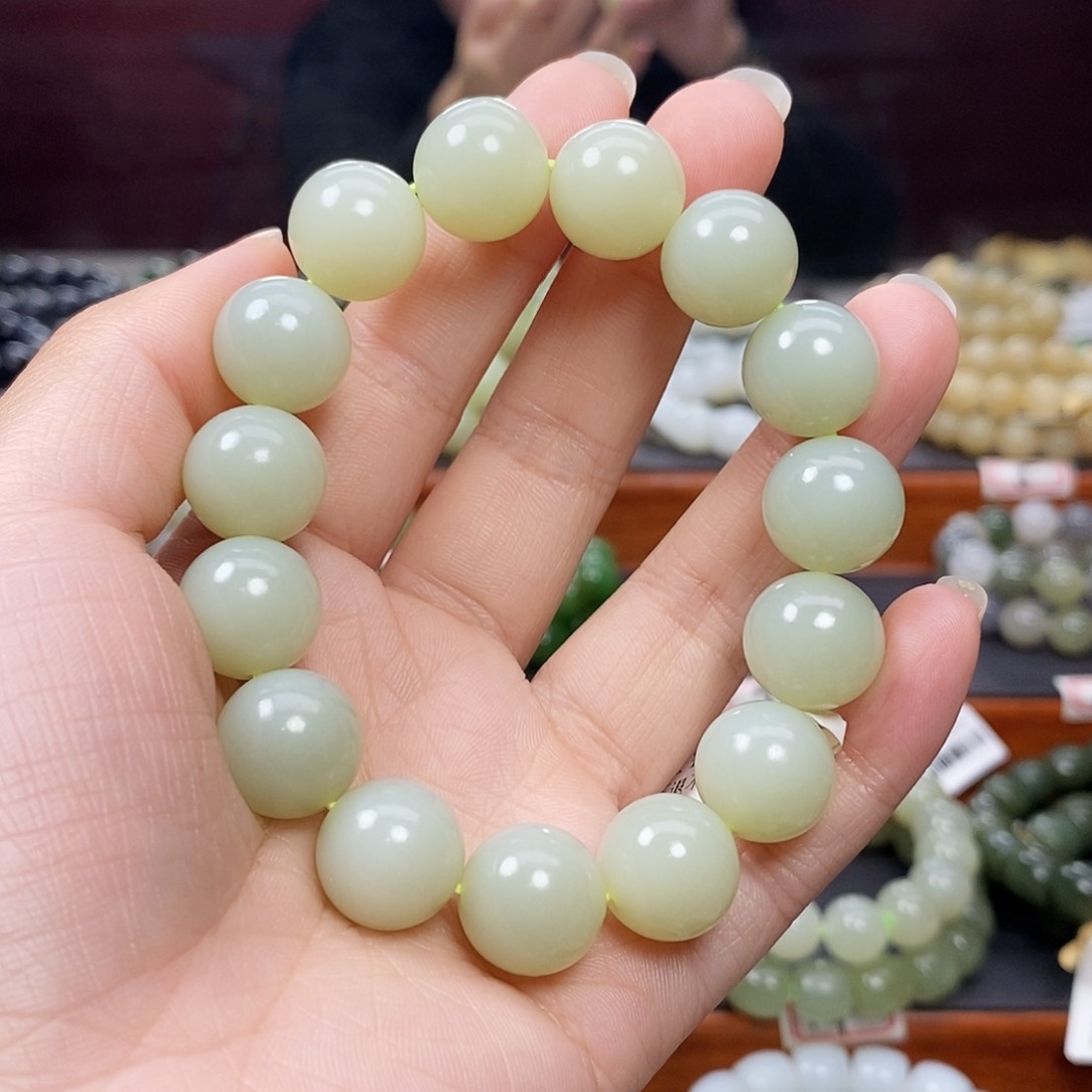 和田玉手链未镶嵌