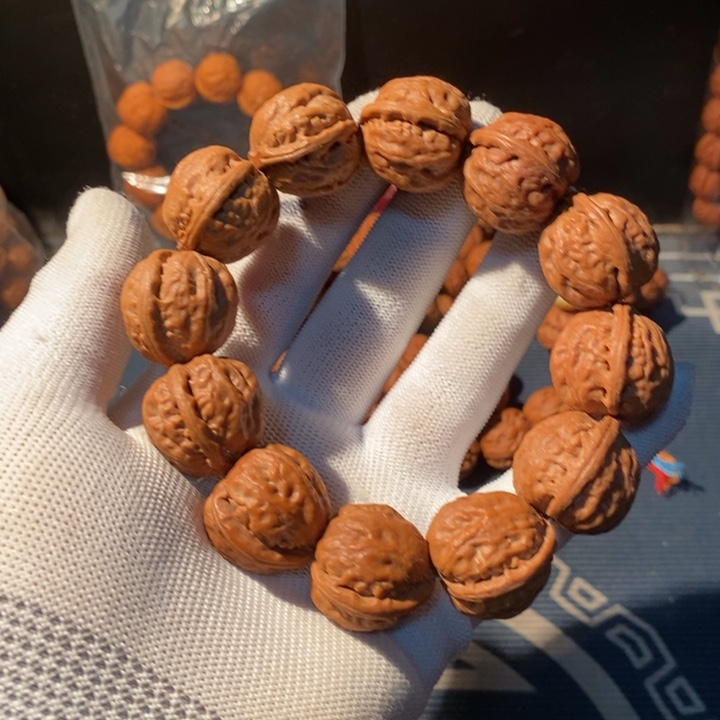 文玩核桃手串……45