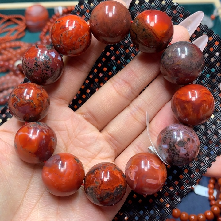 南红玛瑙手串未镶嵌20mm